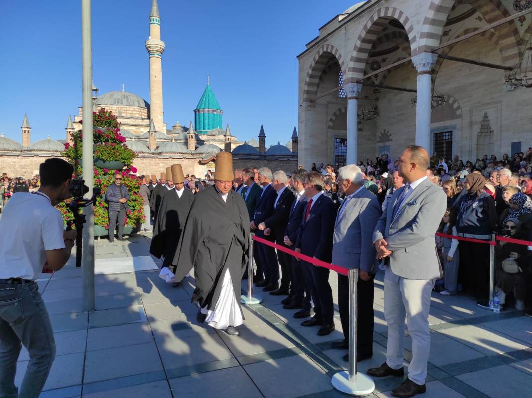 Konya durdu 99 semazen döndü 3